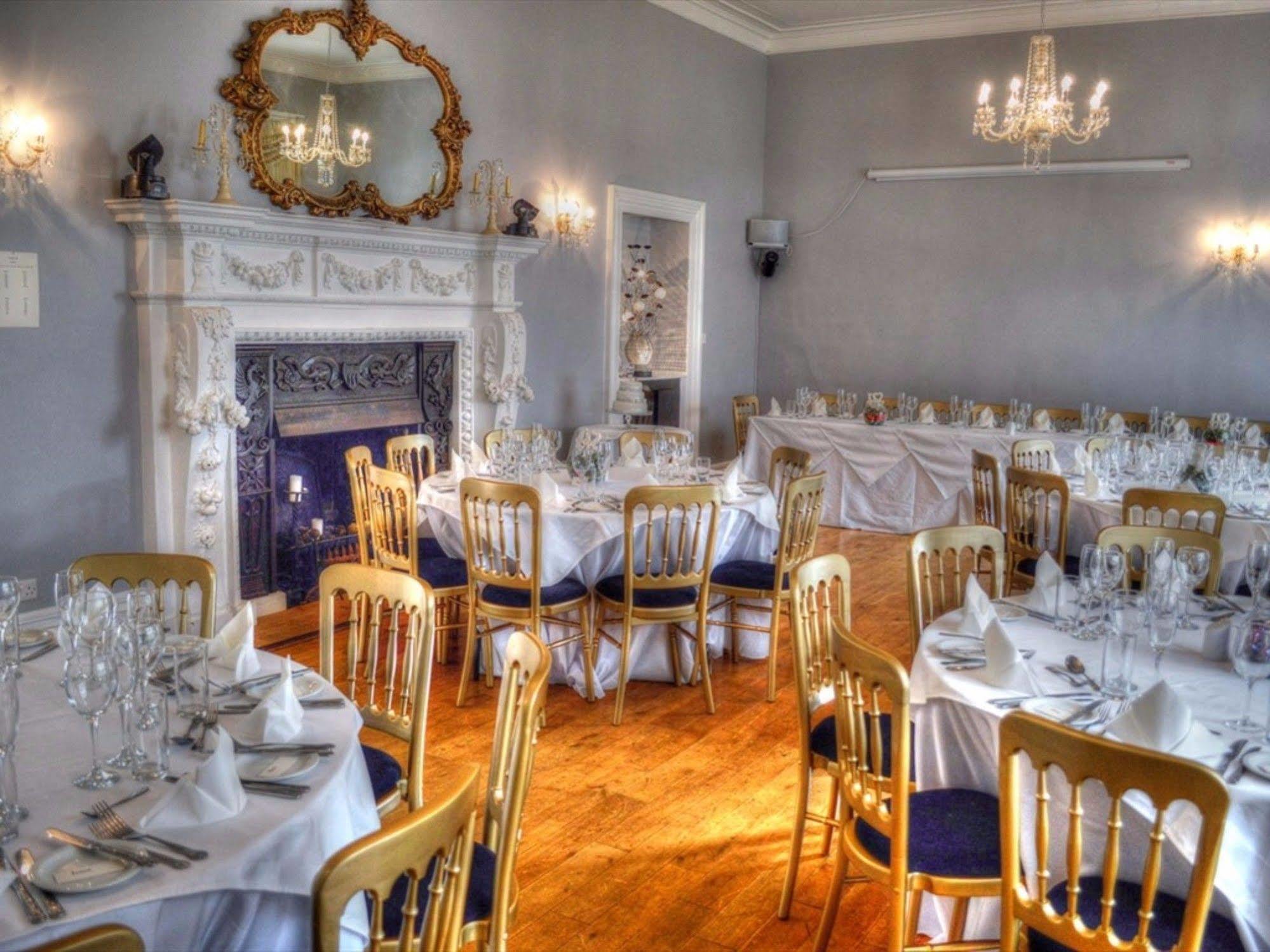 Dunster Castle Hotel Экстерьер фото