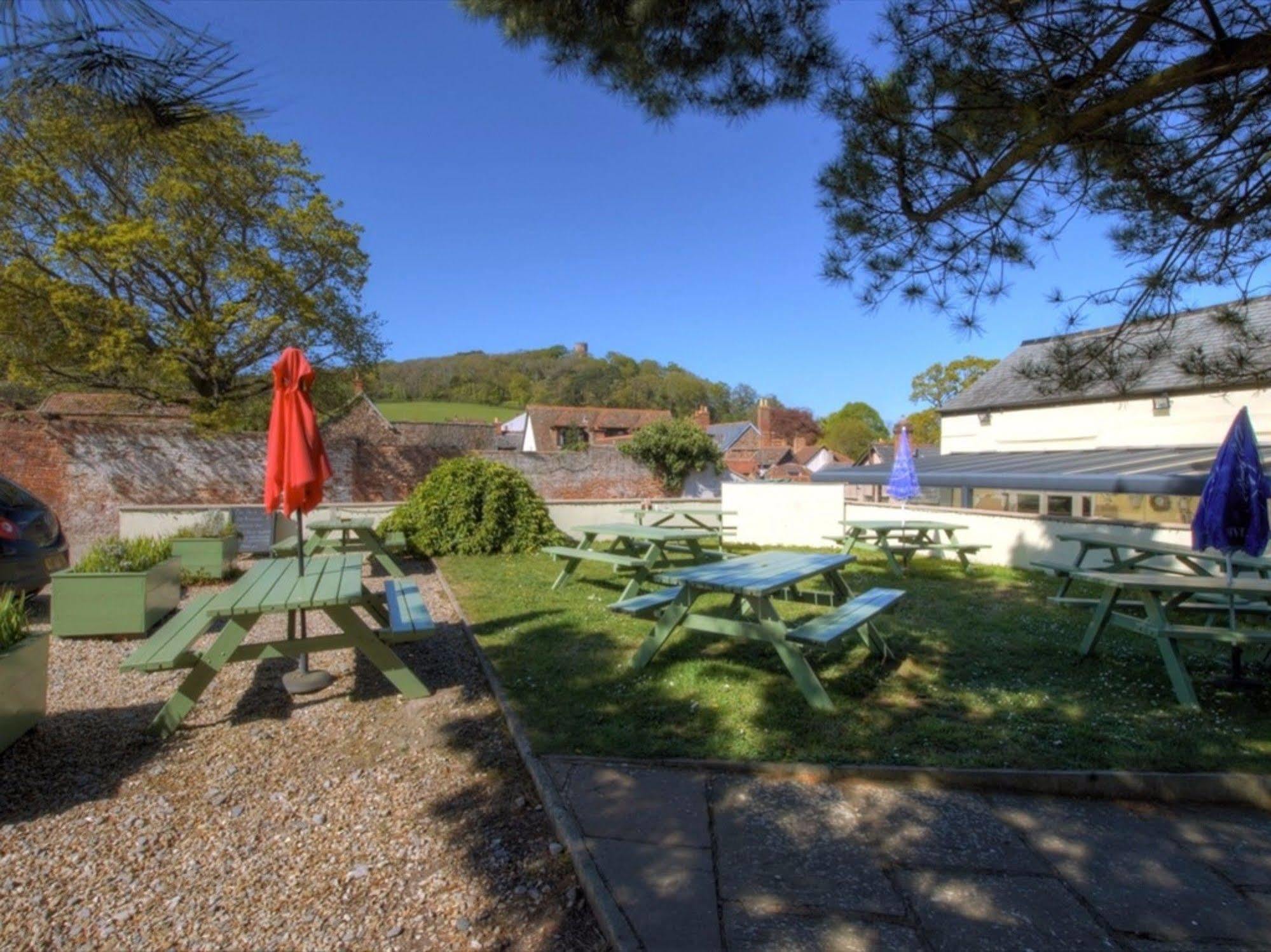 Dunster Castle Hotel Экстерьер фото